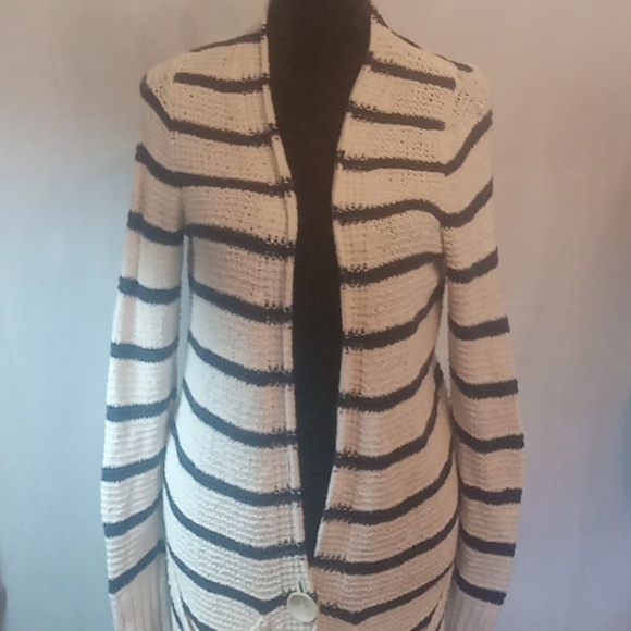 Free people beach sweater size small - Picture 2 of 8